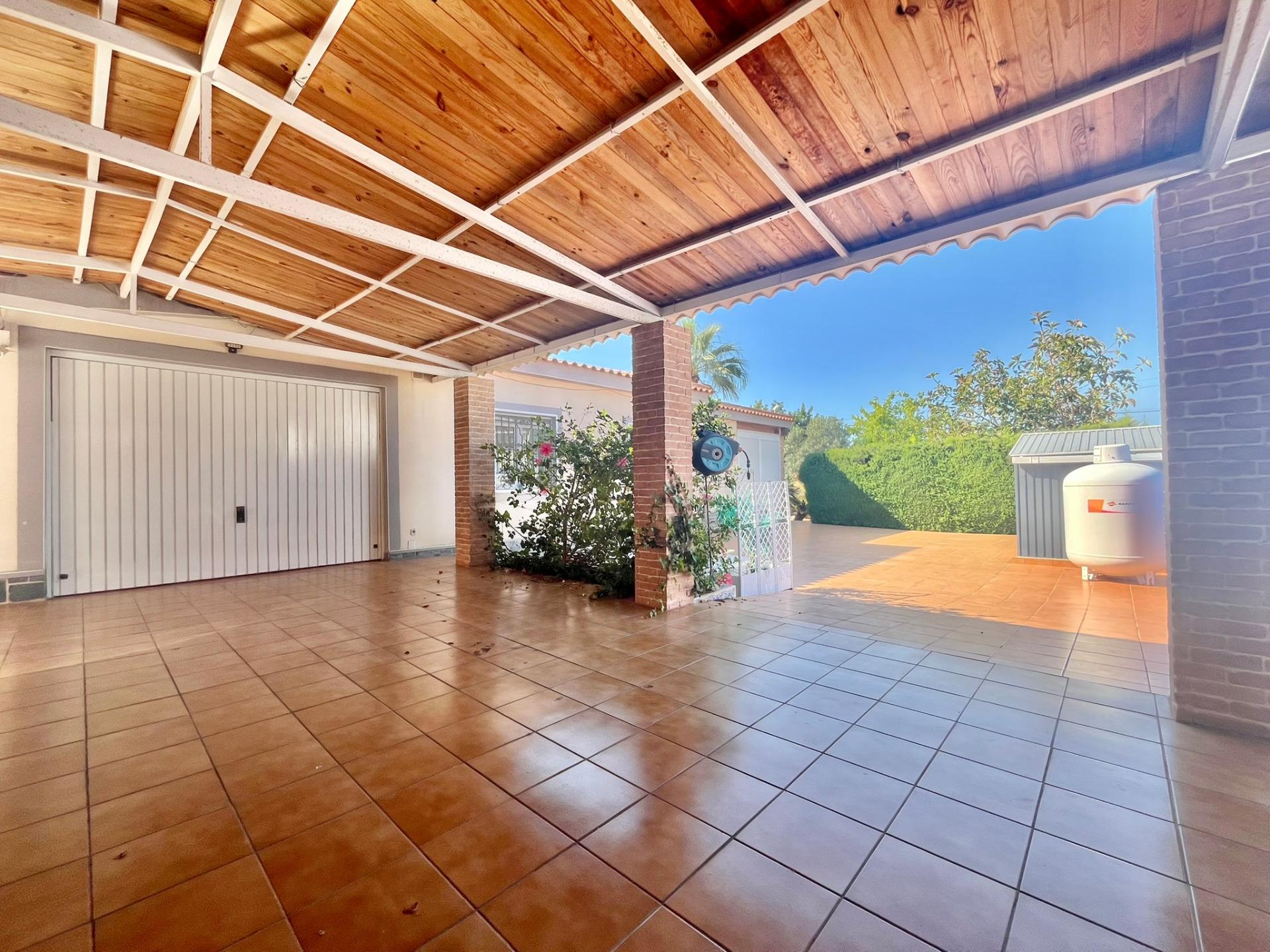 Villa for Sale in Torrevieja, Alicante