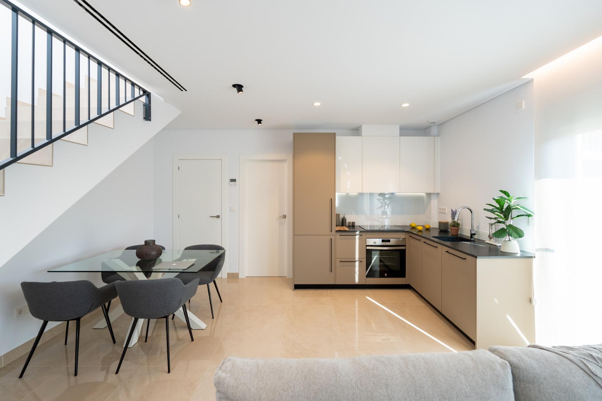 New Build Townhouses and Quads in Gran Alacant Near the Beach