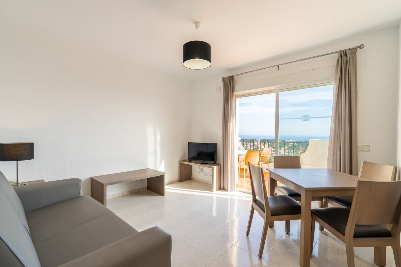 TOP FLOOR BUNGALOW APARTMENTS IN CALPE