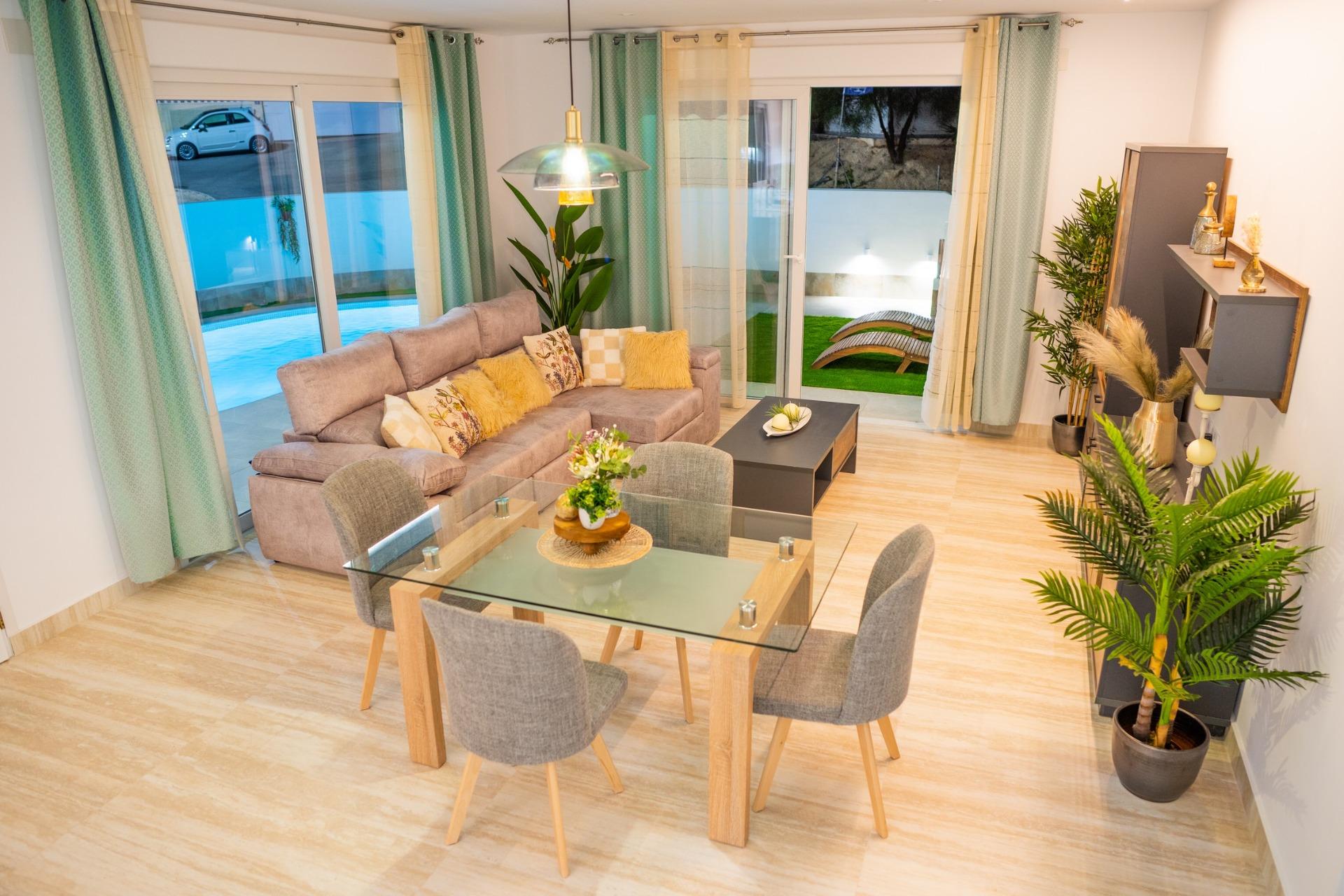 BEAUTIFUL VILLA WITH VIEWS TO THE GOLF COURSE “LA MARQUESA”!
