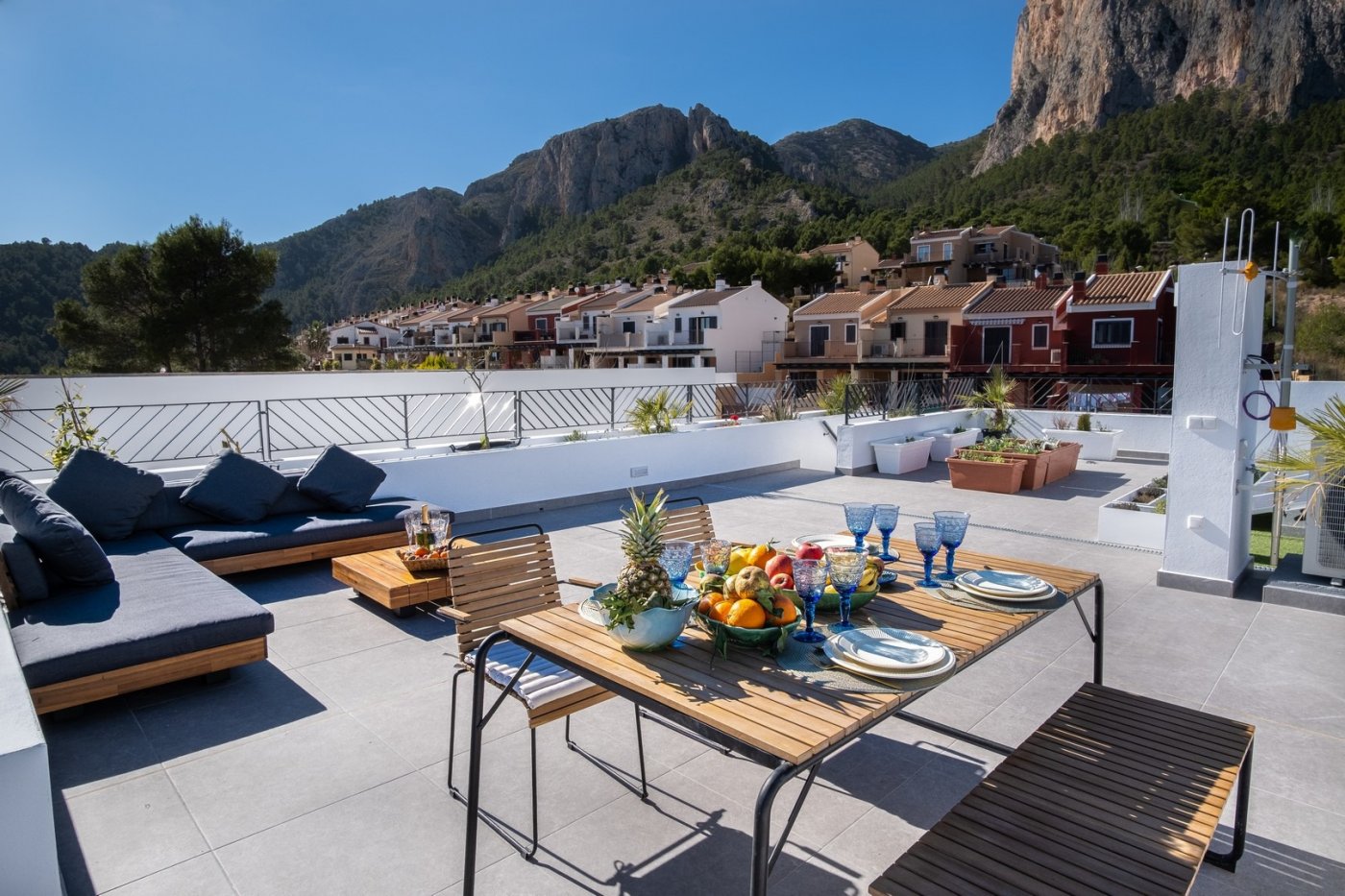 NEW BUILD RESIDENTIAL COMPLEX NEAR MUTXAMEL