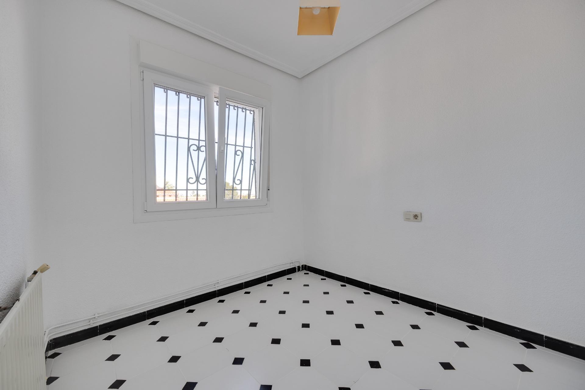 Villa for Sale in Torrevieja, Alicante