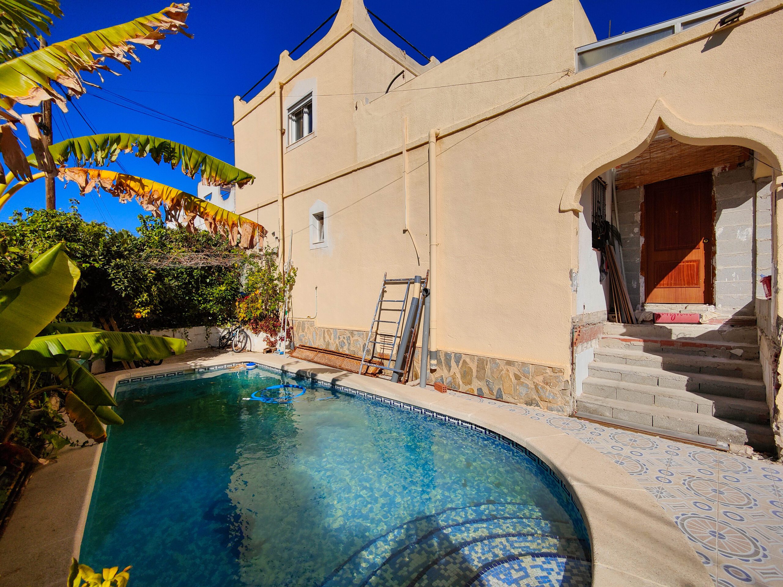 Villa for Sale in San Miguel de Salinas, Alicante