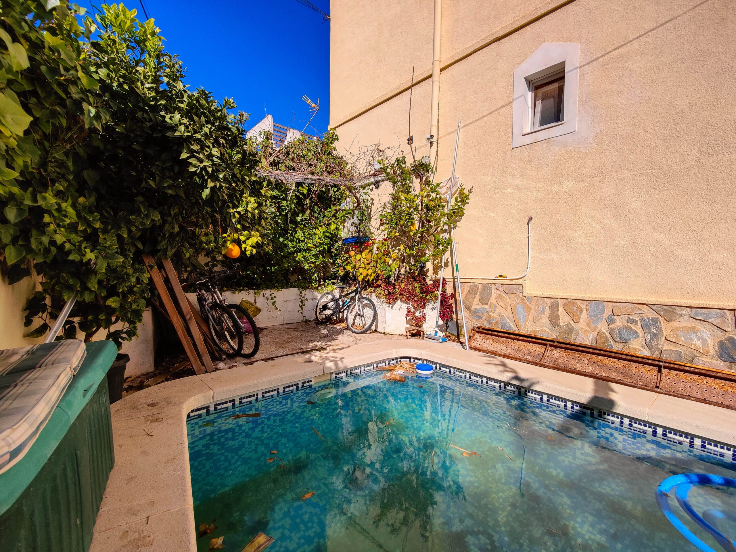 Villa for Sale in San Miguel de Salinas, Alicante