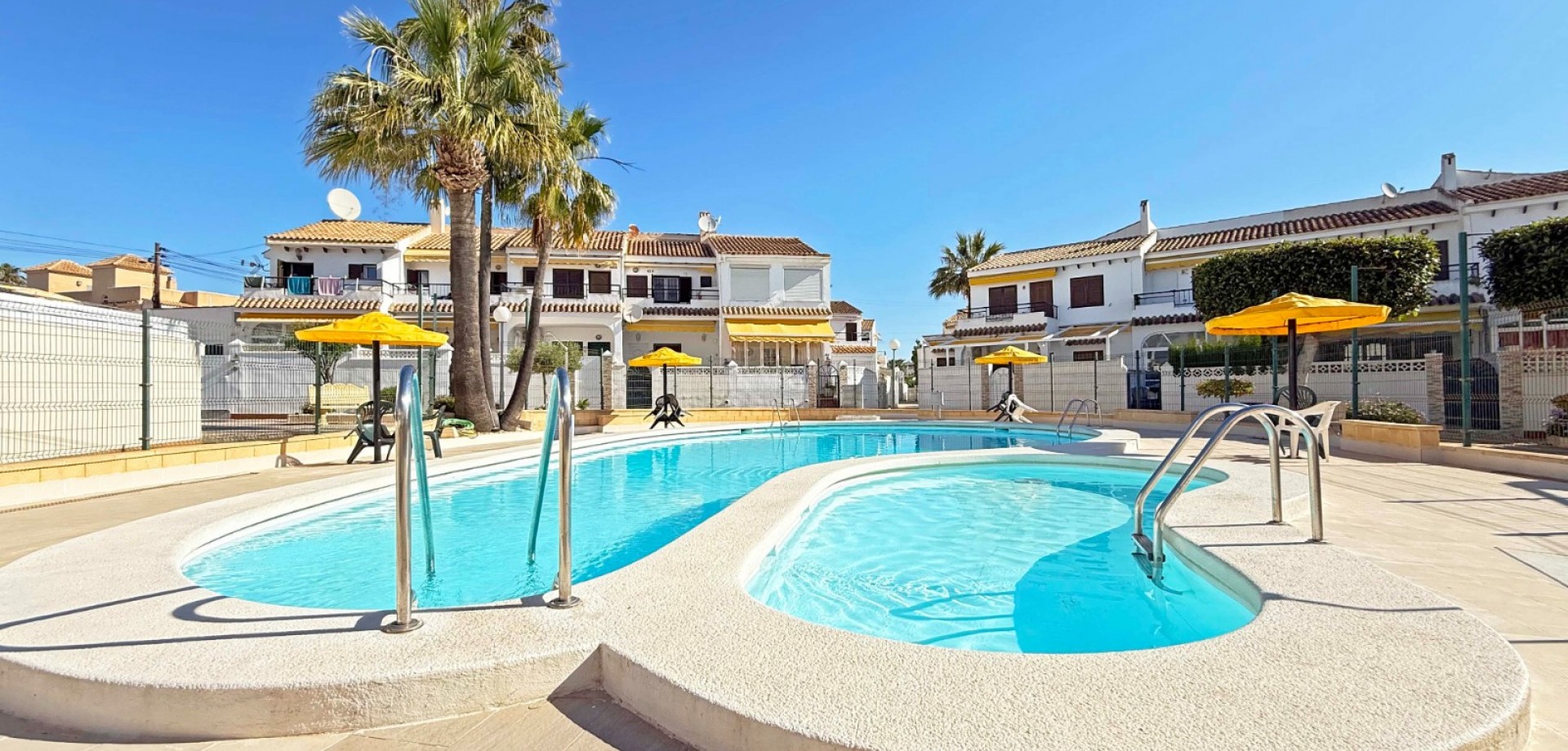 Bungalow for Sale in Torrevieja, Alicante