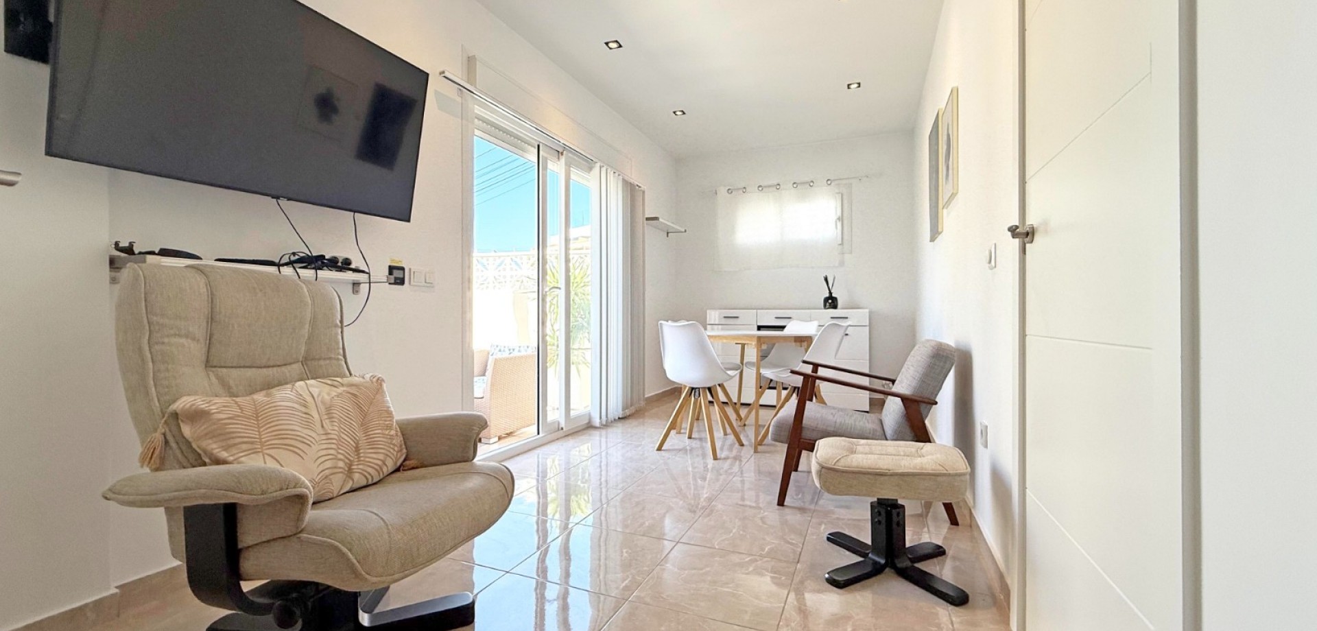 Bungalow for Sale in Torrevieja, Alicante