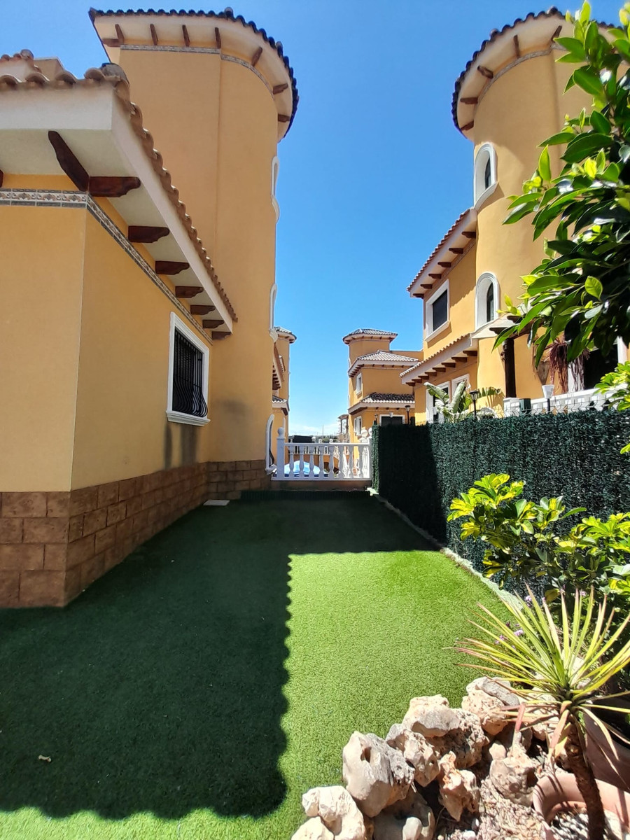 Villa for Sale in Ciudad Quesada, Alicante