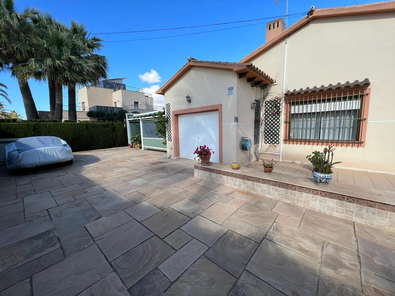 Villa for Sale in Cabo Roig, Alicante