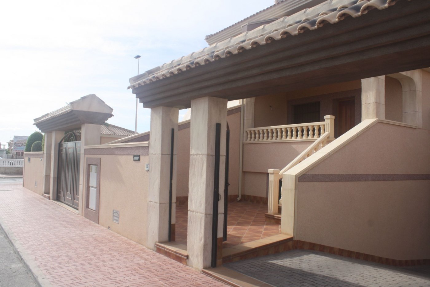 5-1 BEAUTIFUL TOWNHOUSE IN LOS ALTOS, TORREVIEJA