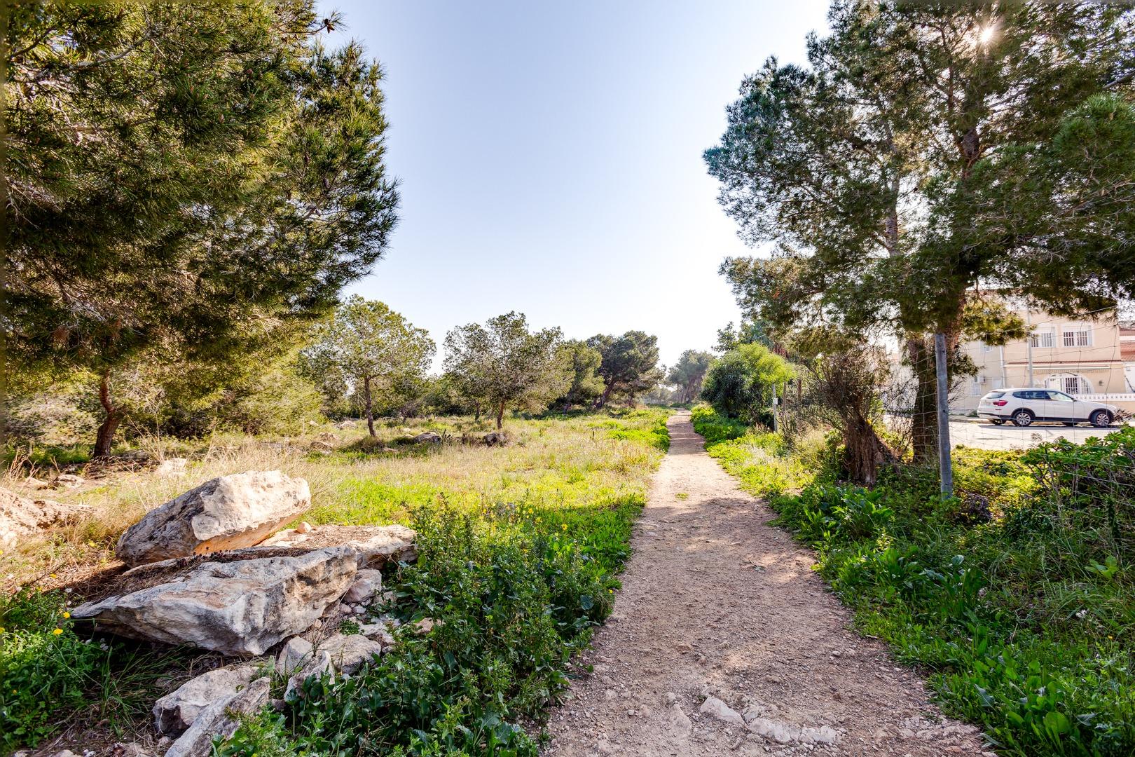 Bungalow for Sale in Torrevieja, Alicante