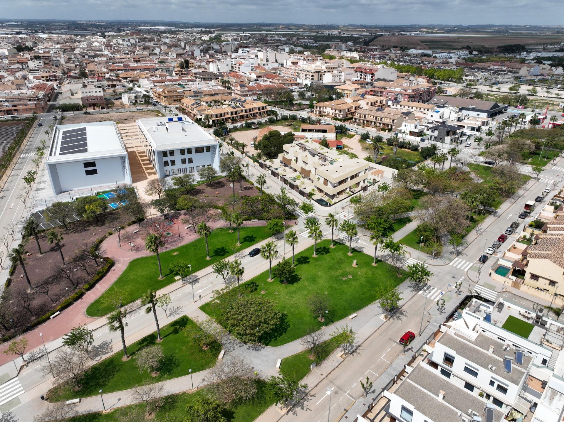 New Build Apartments with Sea Views in Vera Playa, Almería