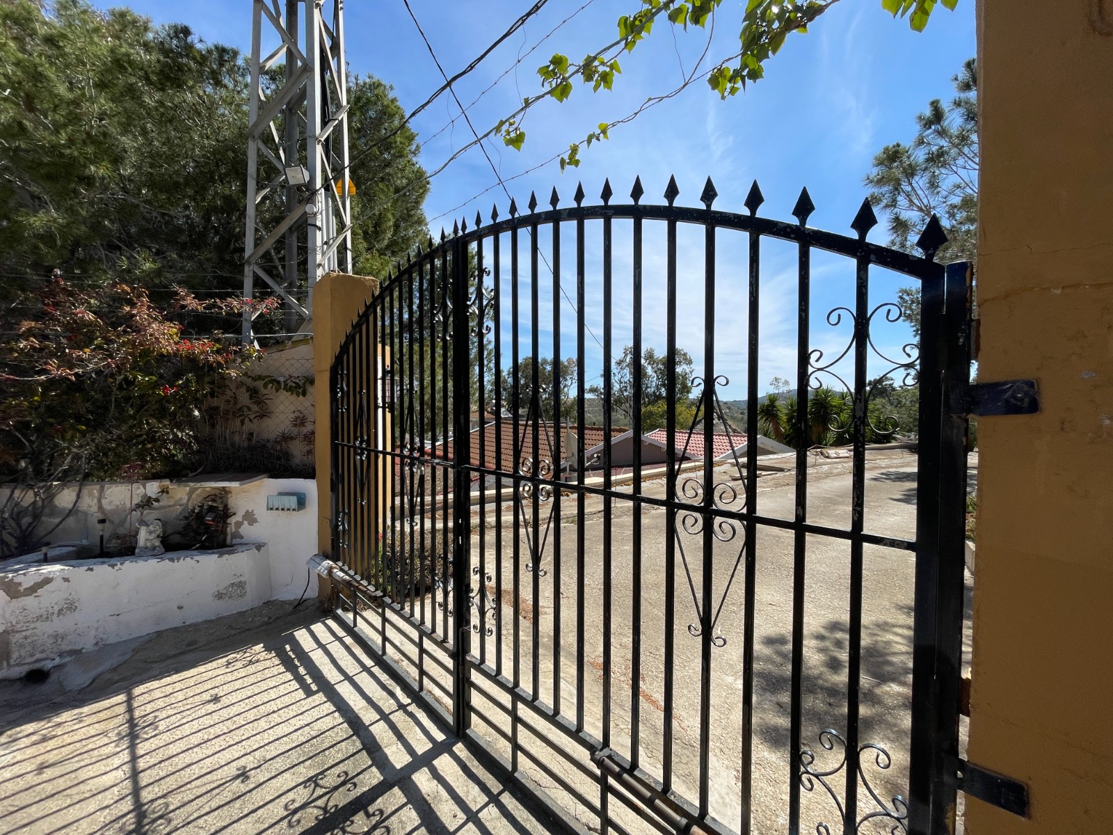 Villa for Sale in Guardamar del Segura, Alicante