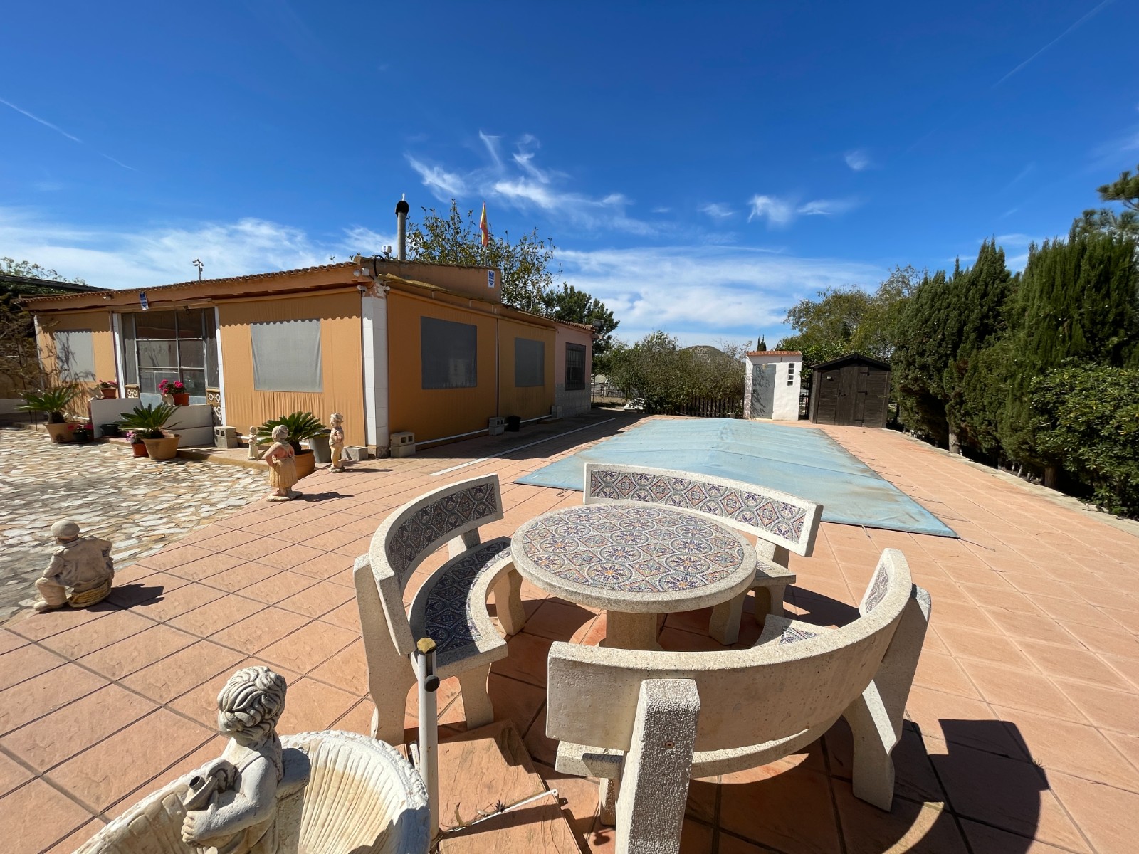 Villa for Sale in Guardamar del Segura, Alicante