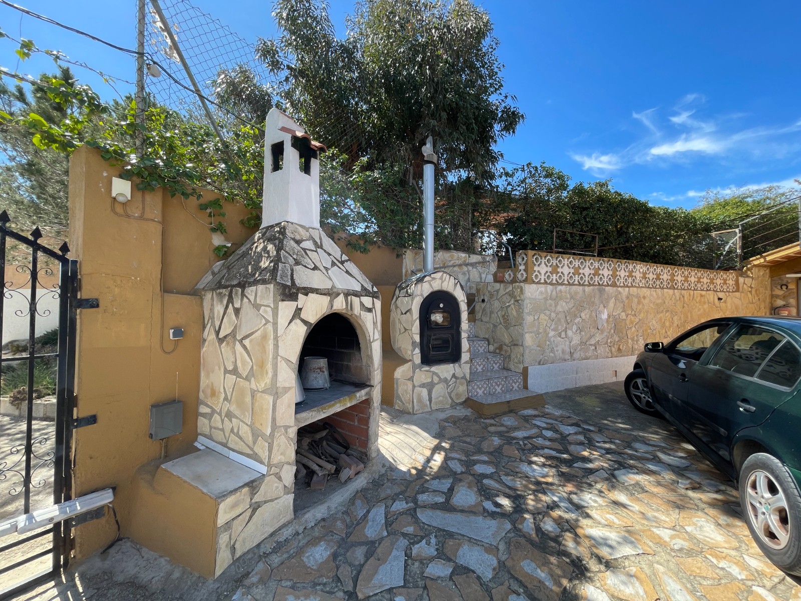 Villa for Sale in Guardamar del Segura, Alicante