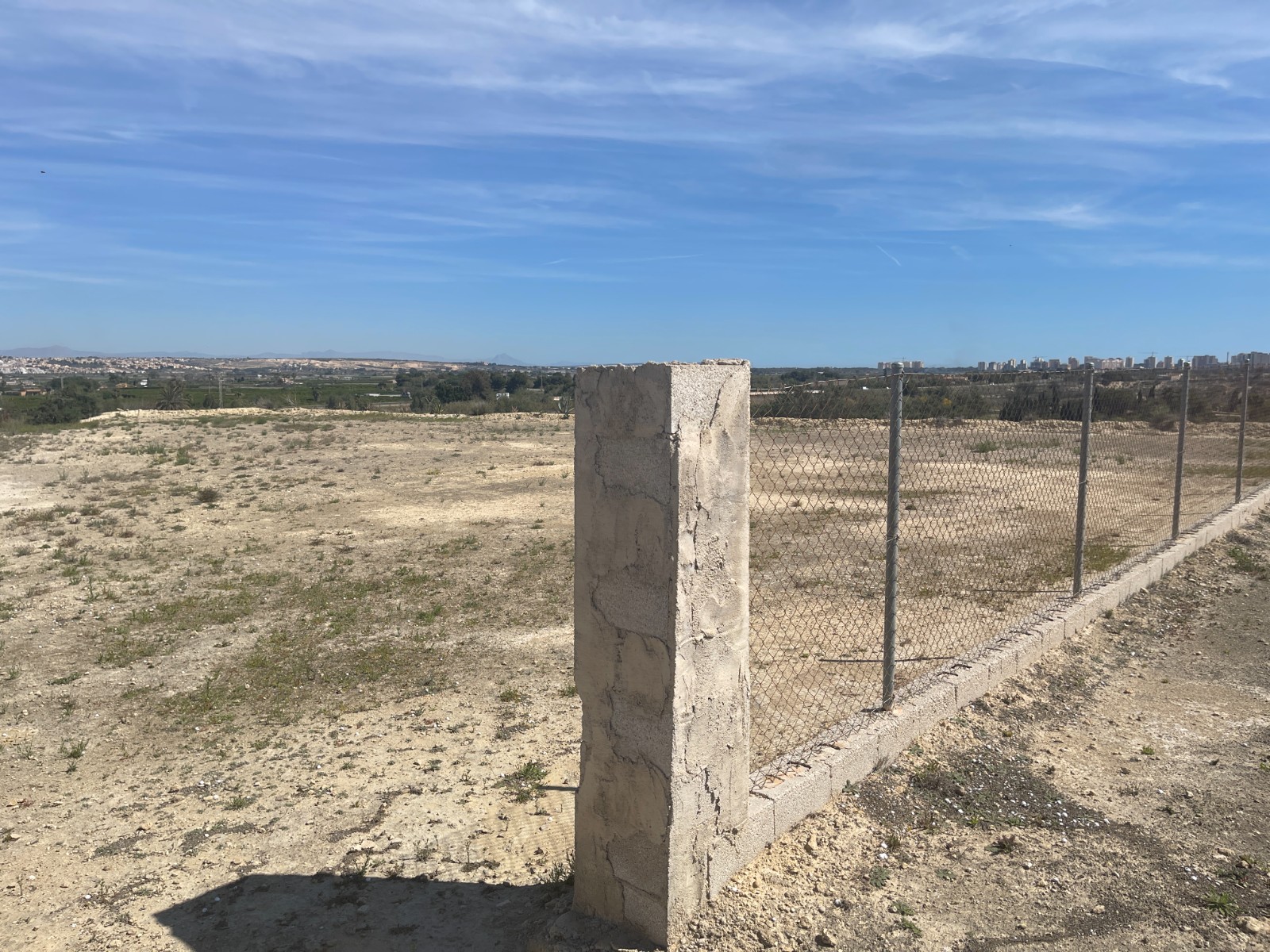 Villa for Sale in Guardamar del Segura, Alicante