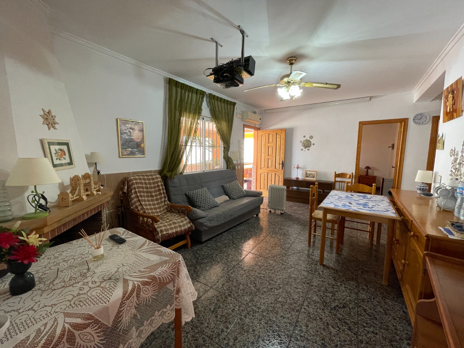 Villa for Sale in Guardamar del Segura, Alicante