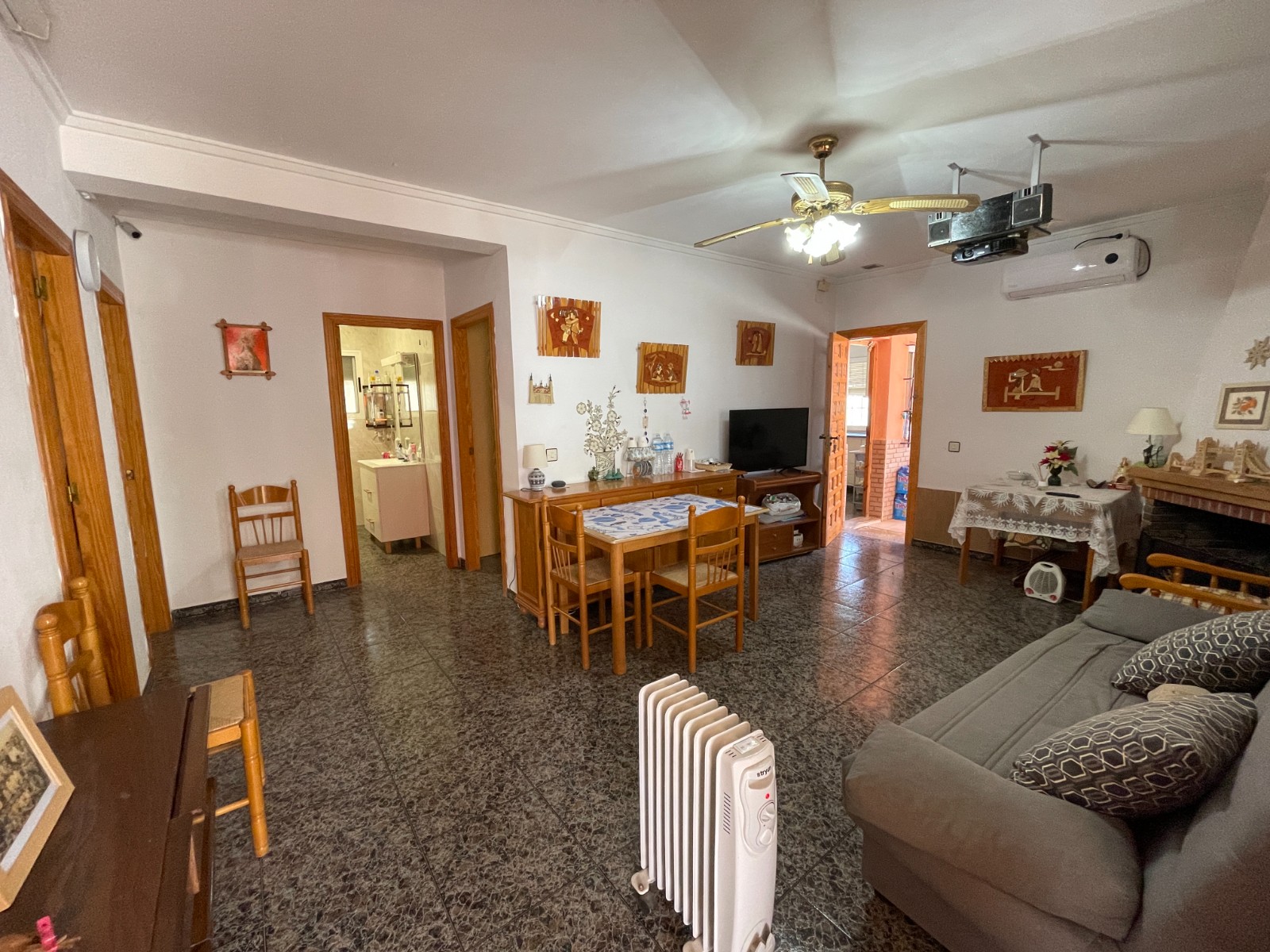 Villa for Sale in Guardamar del Segura, Alicante