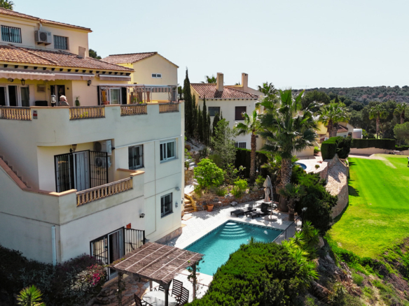 Villa for Sale in Las Ramblas Golf, Alicante