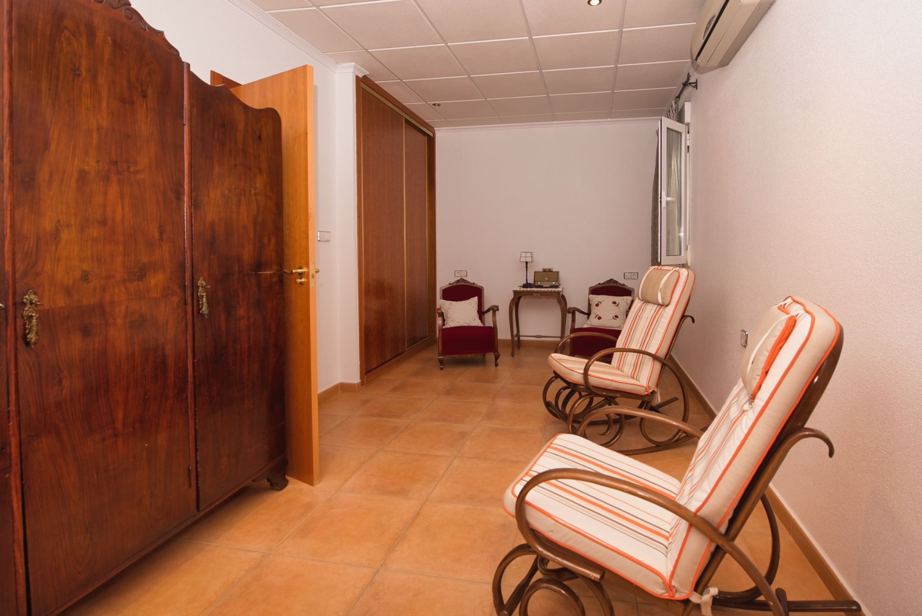 Villa for Sale in Benijofar, Alicante