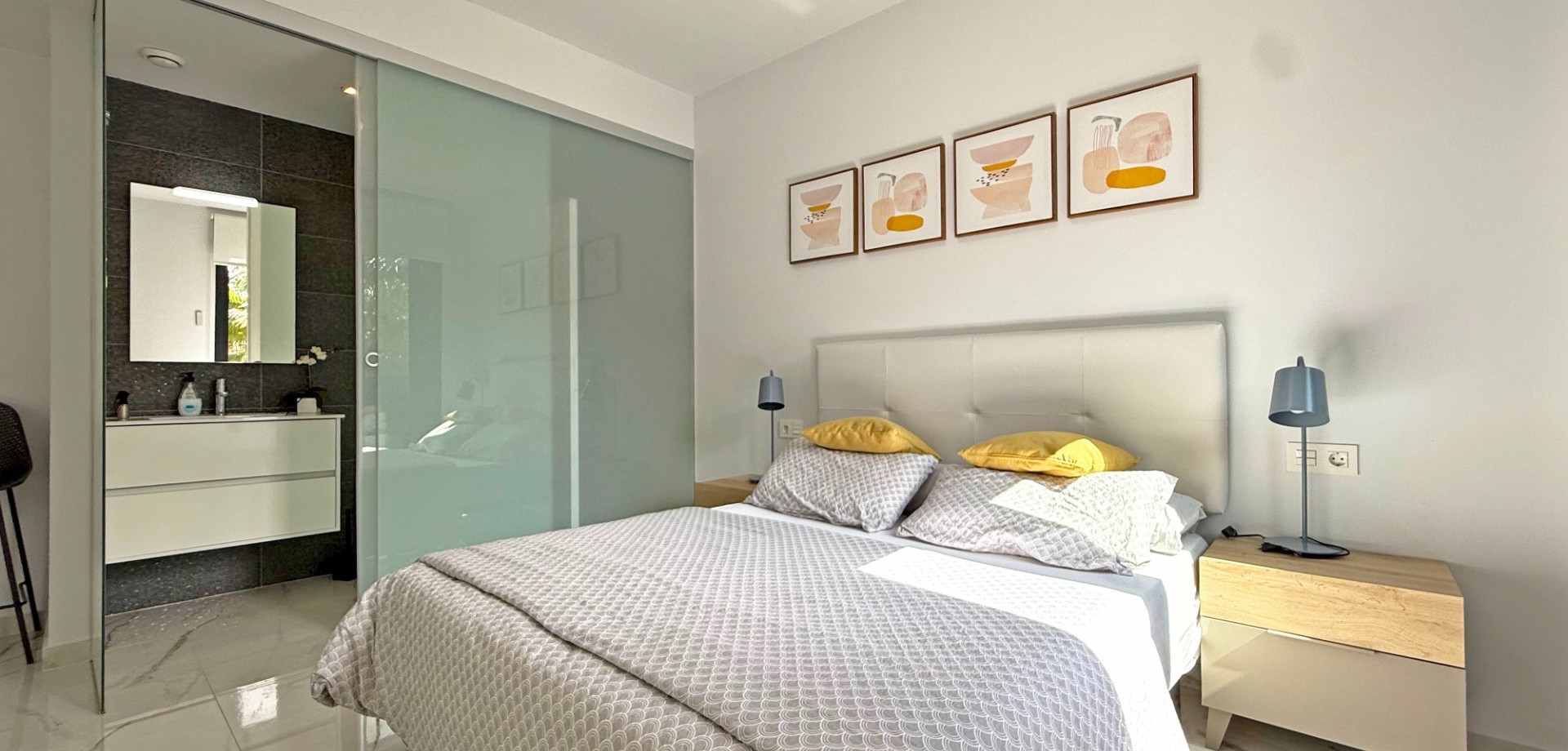 Apartment for Sale in Orihuela Costa, Alicante