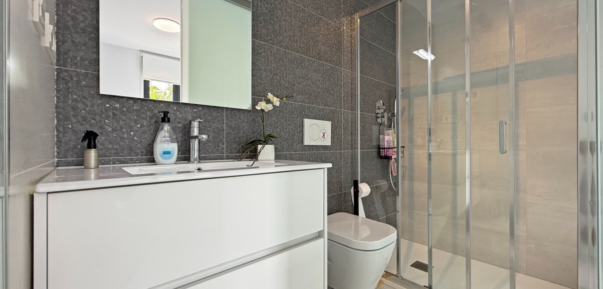 Apartment for Sale in Orihuela Costa, Alicante