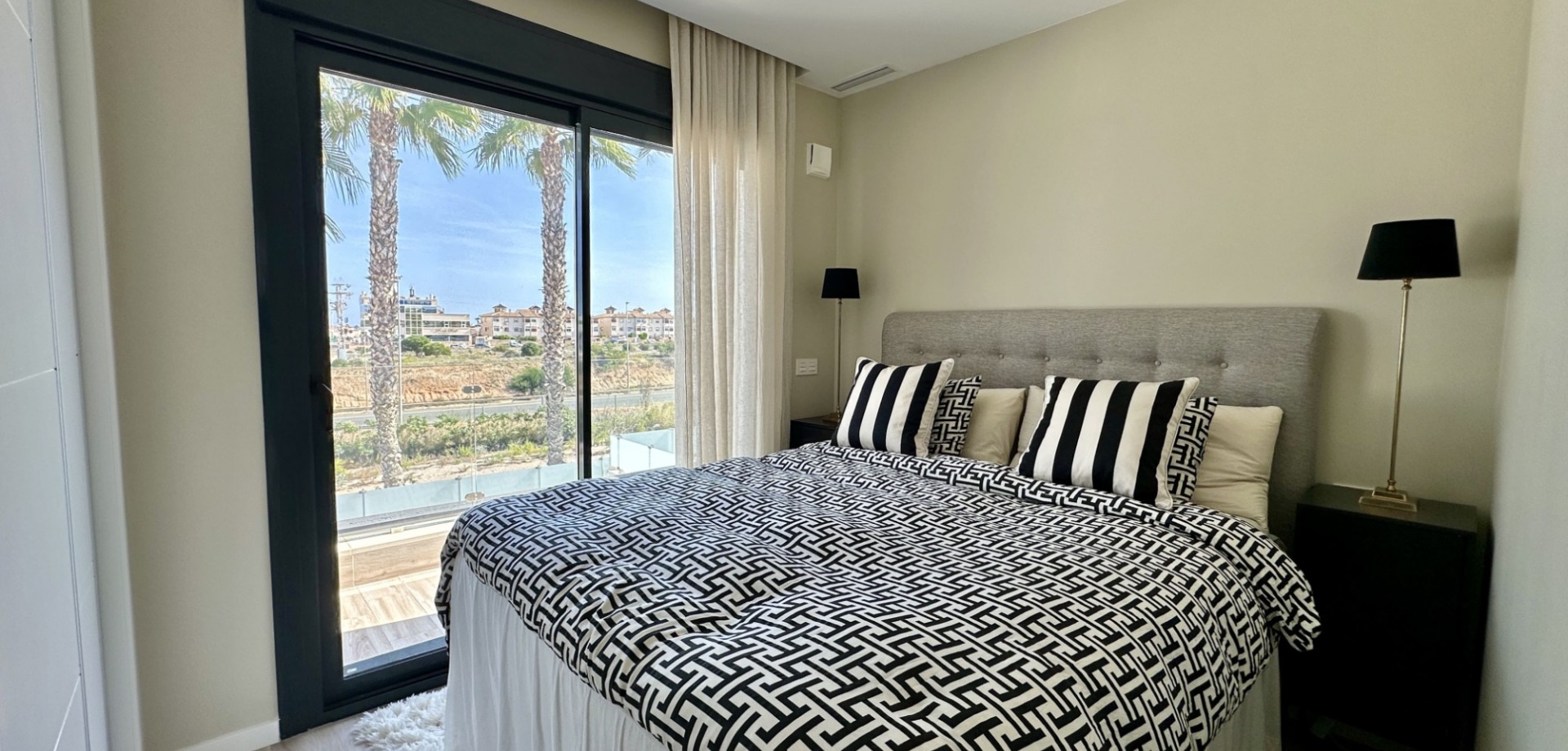 Villa for Sale in Orihuela Costa, Alicante