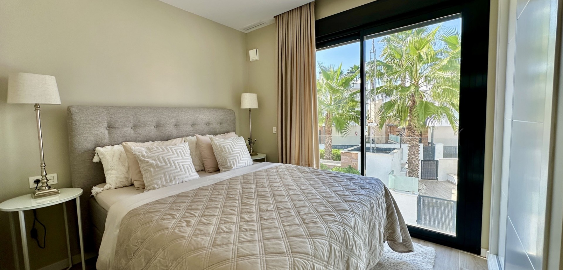 Villa for Sale in Orihuela Costa, Alicante