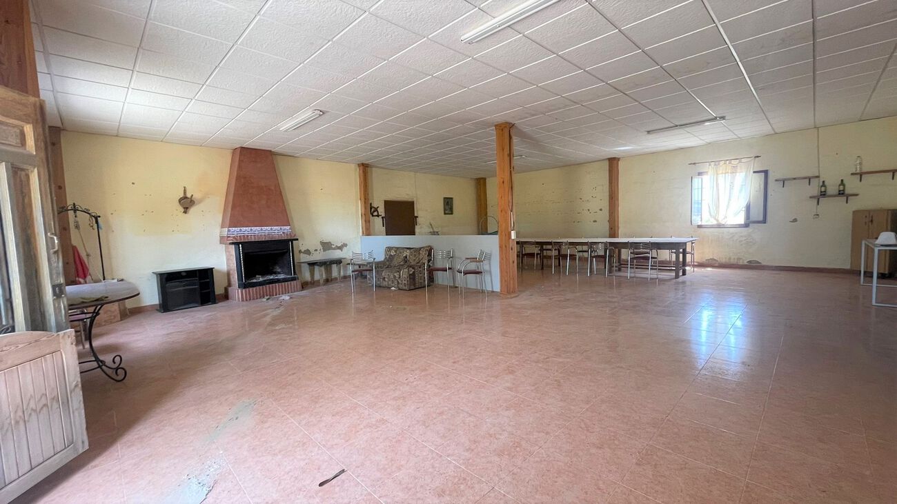 Commercial for Sale in Balsicas, Murcia