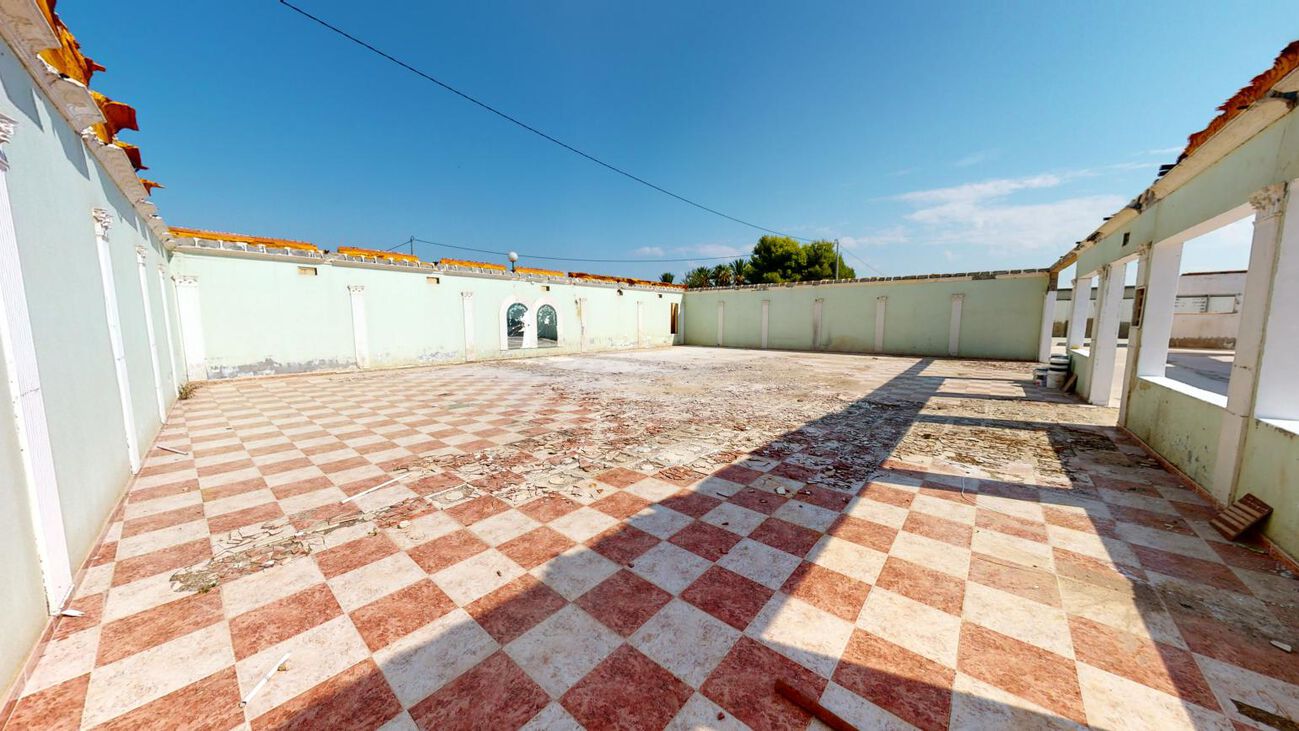 Town House for Sale in Albatera, Alicante