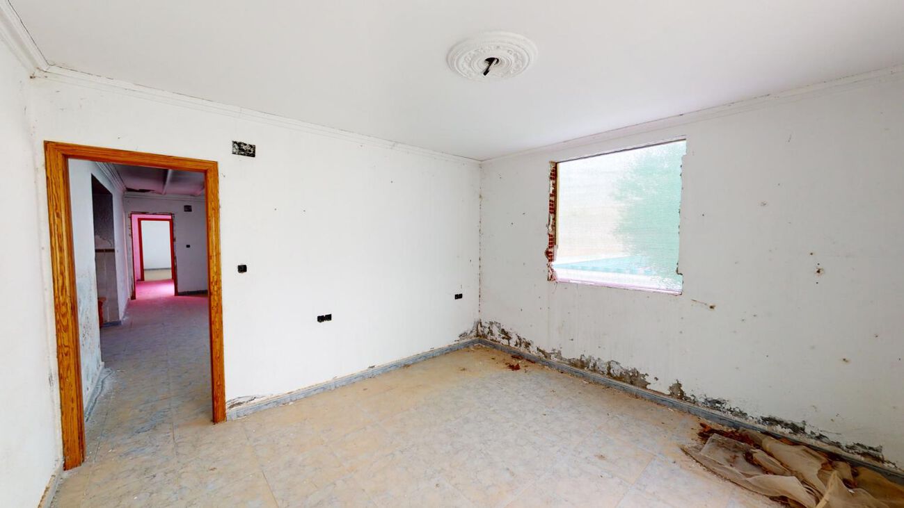 Town House for Sale in Albatera, Alicante