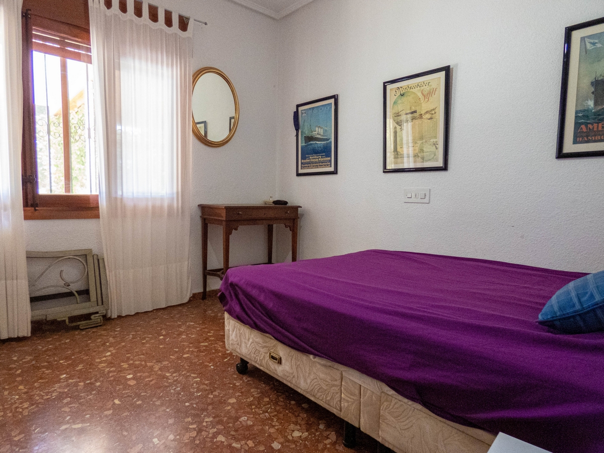 Villa for Sale in Dehesa de Campoamor, Alicante