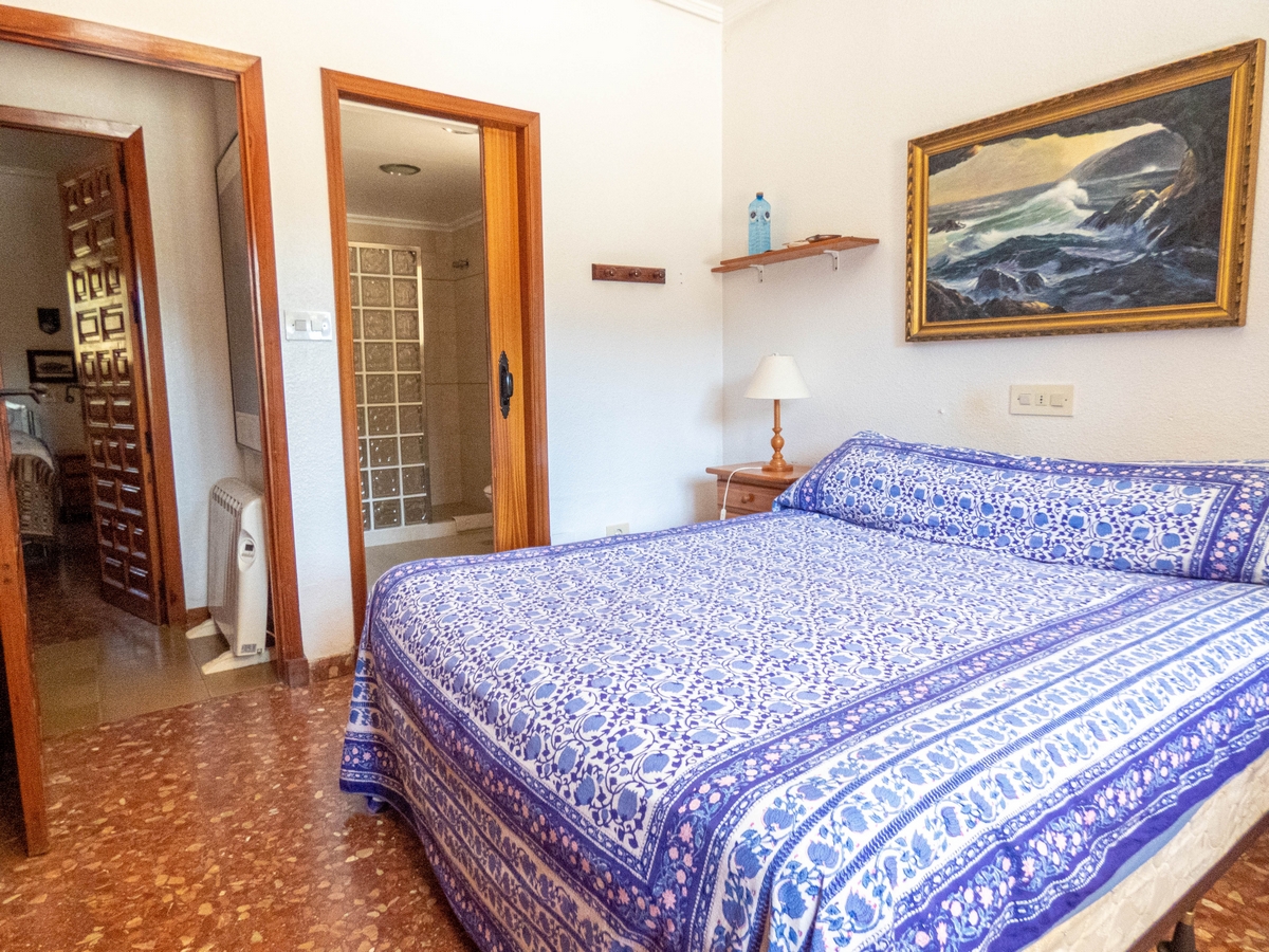 Villa for Sale in Dehesa de Campoamor, Alicante