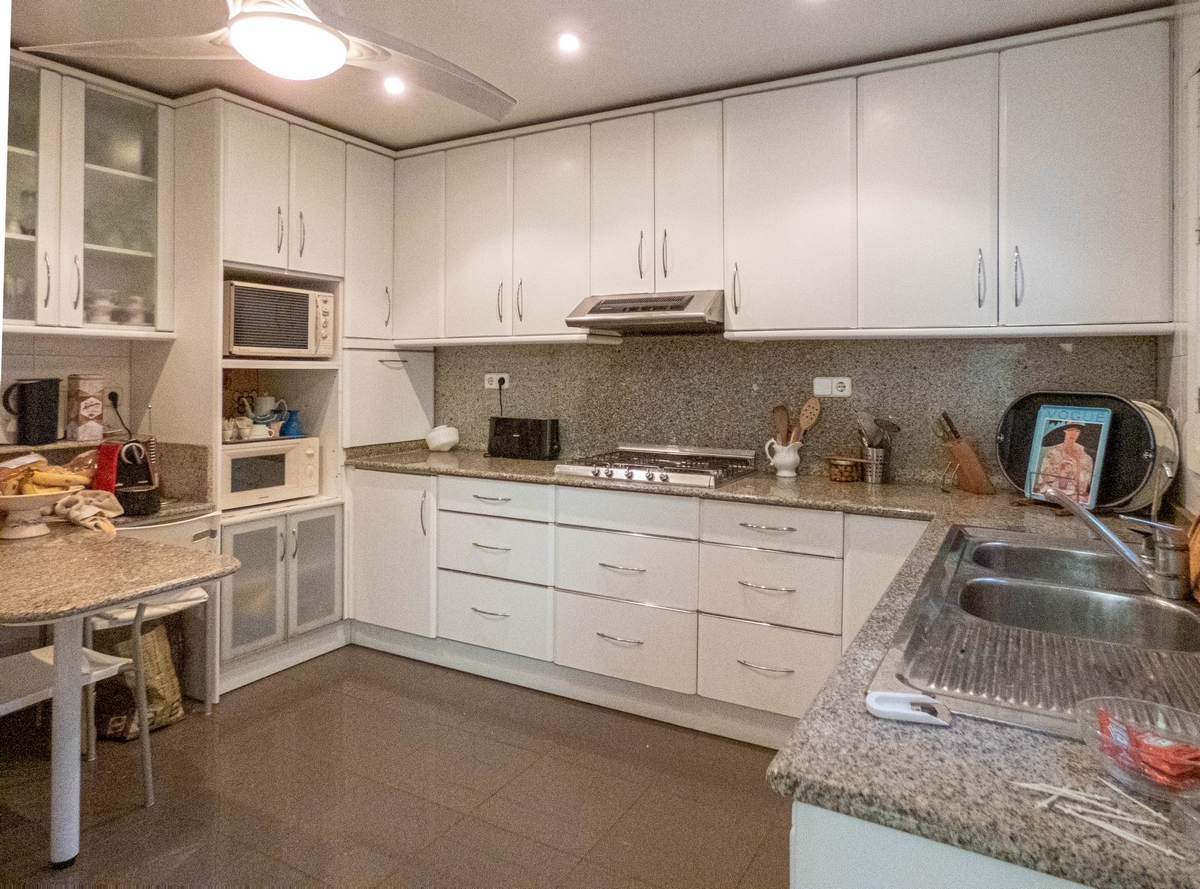 Villa for Sale in Dehesa de Campoamor, Alicante