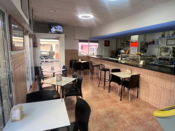 Commercial for Sale in Torrevieja, Alicante