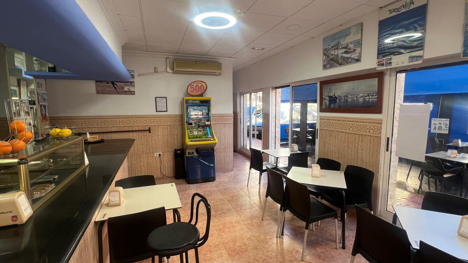 Commercial for Sale in Torrevieja, Alicante