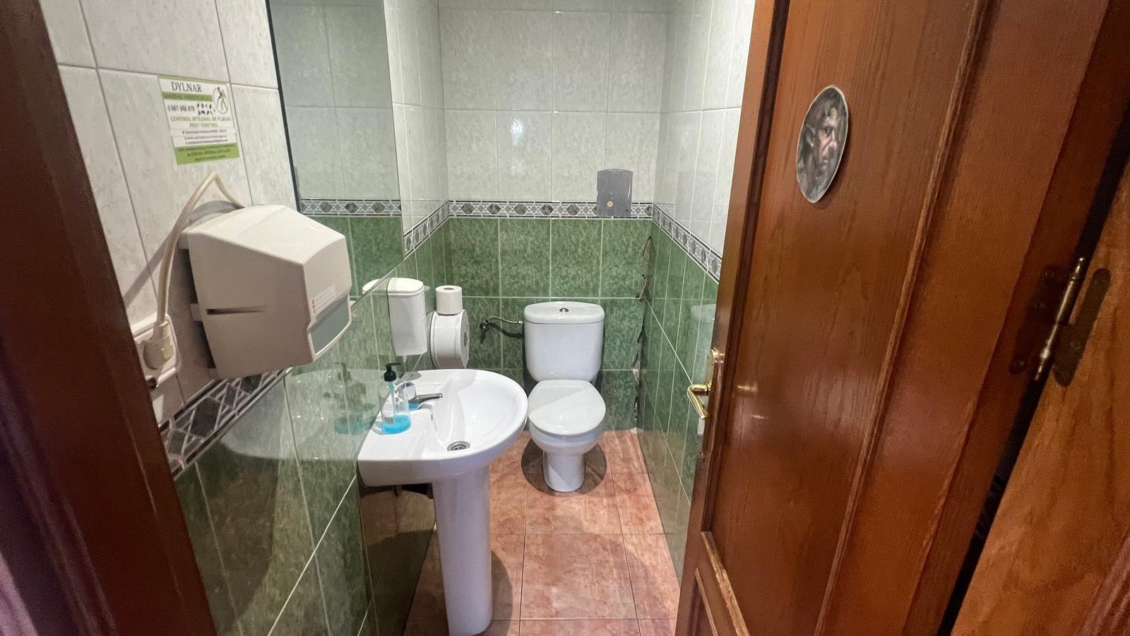 Commercial for Sale in Torrevieja, Alicante