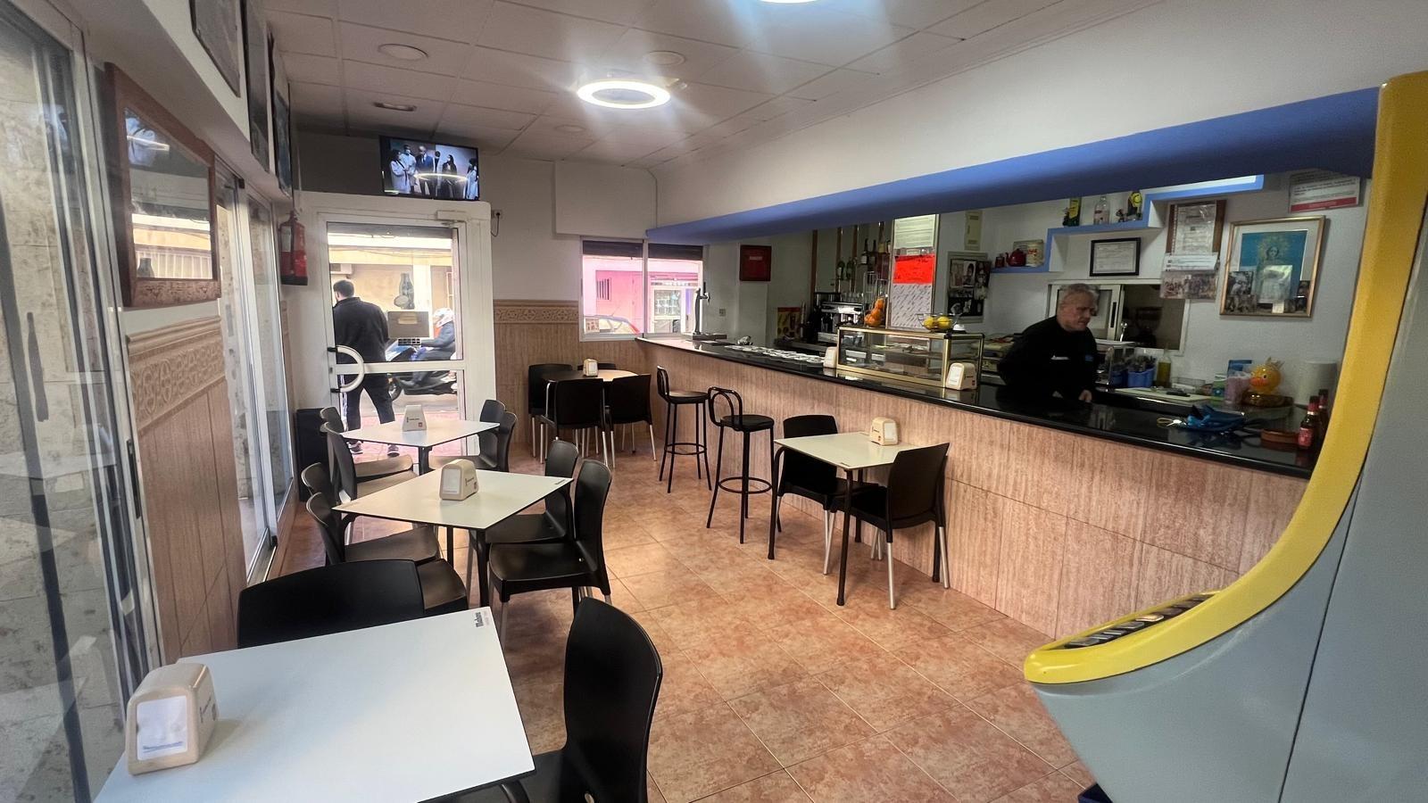 Commercial for Sale in Torrevieja, Alicante