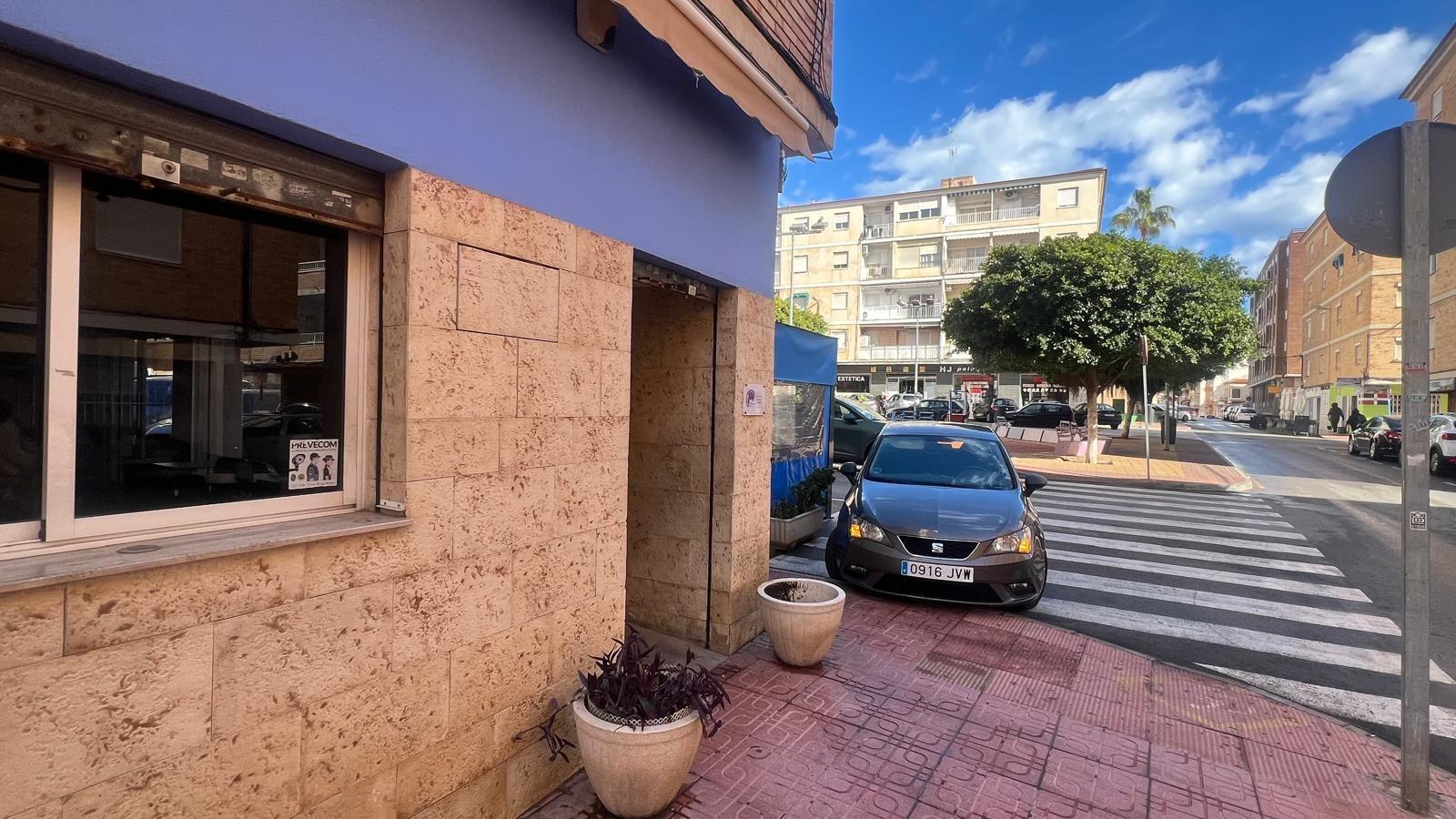 Commercial for Sale in Torrevieja, Alicante