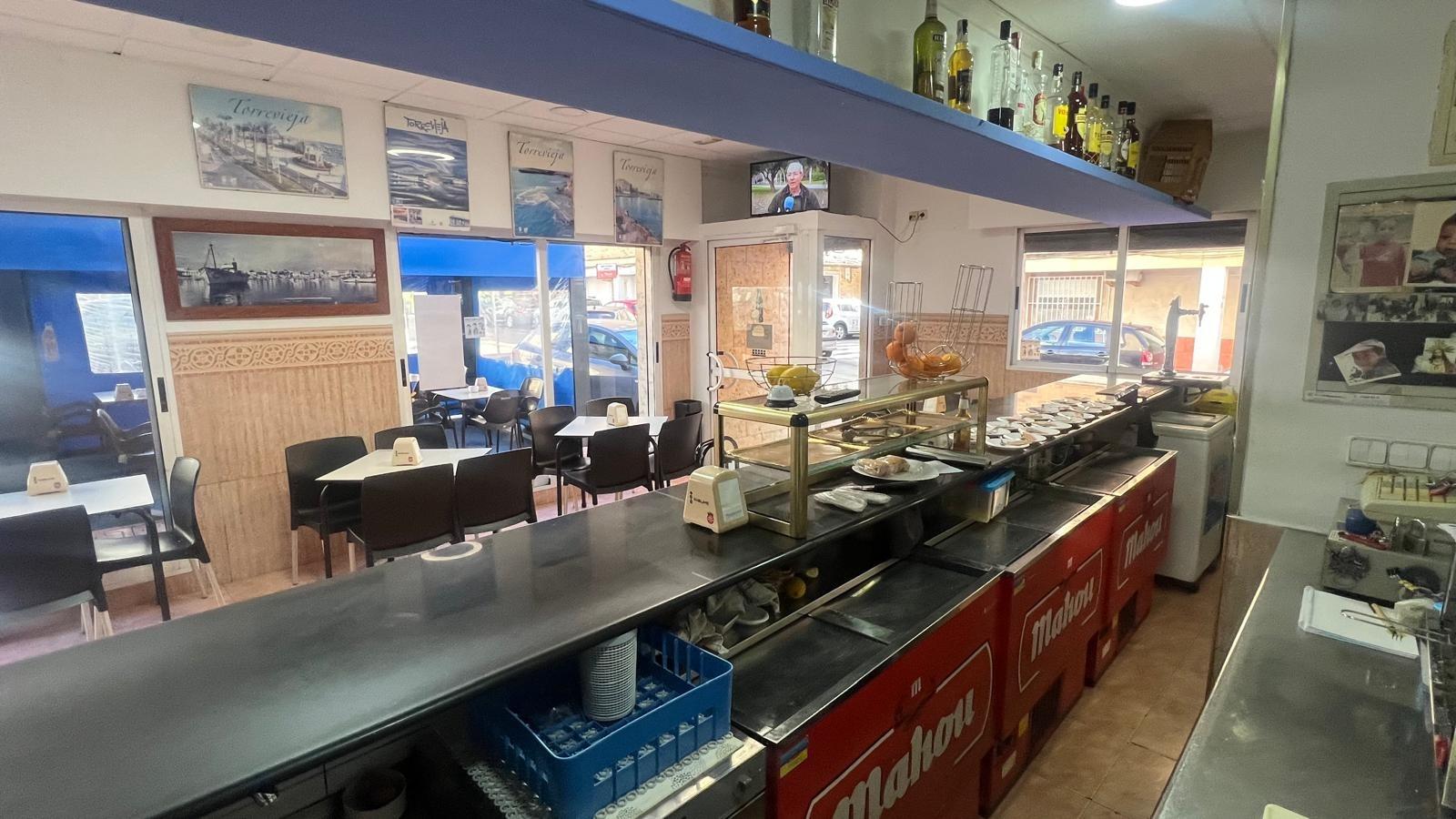 Commercial for Sale in Torrevieja, Alicante