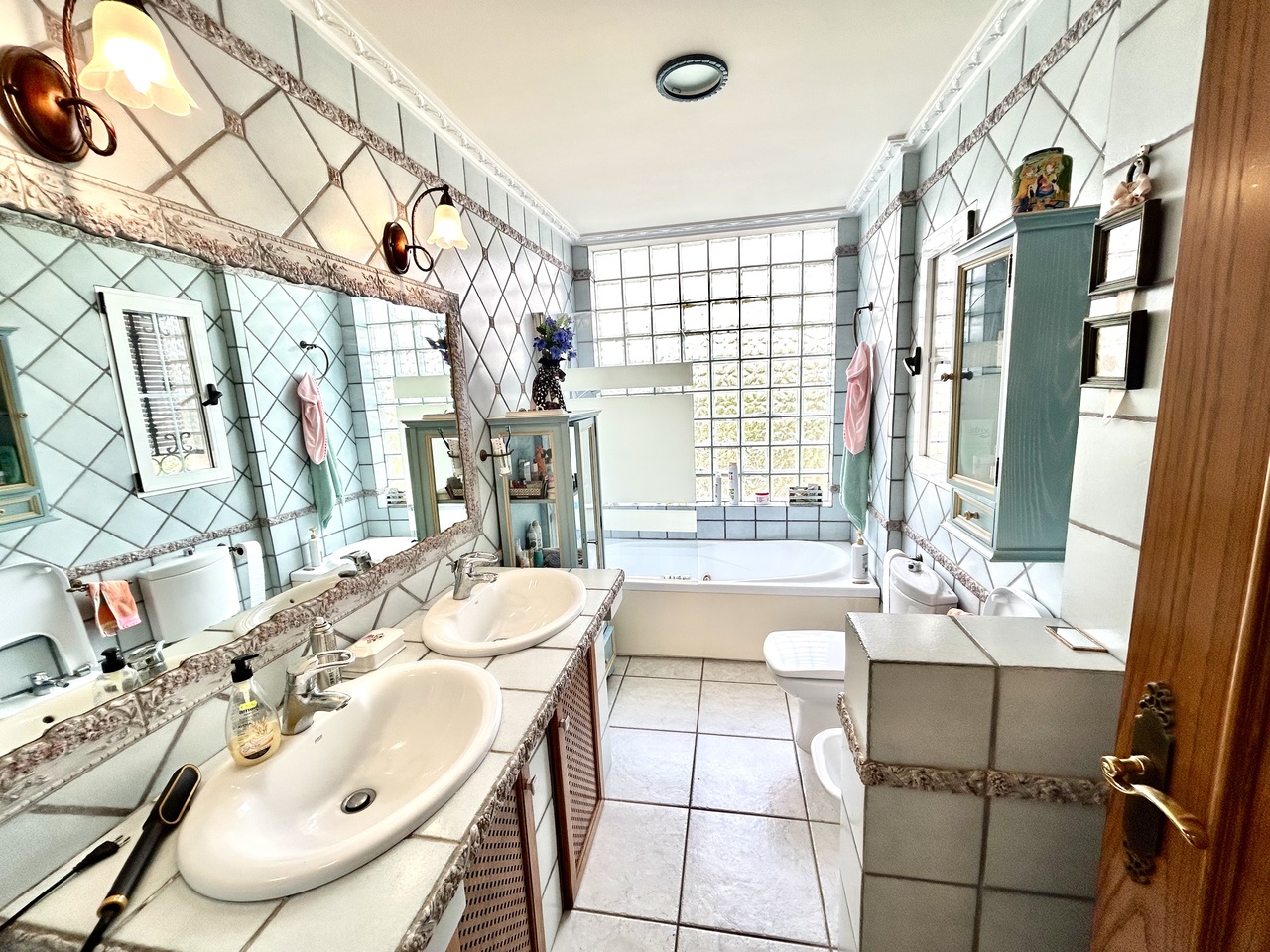 Villa for Sale in La Mata, Alicante