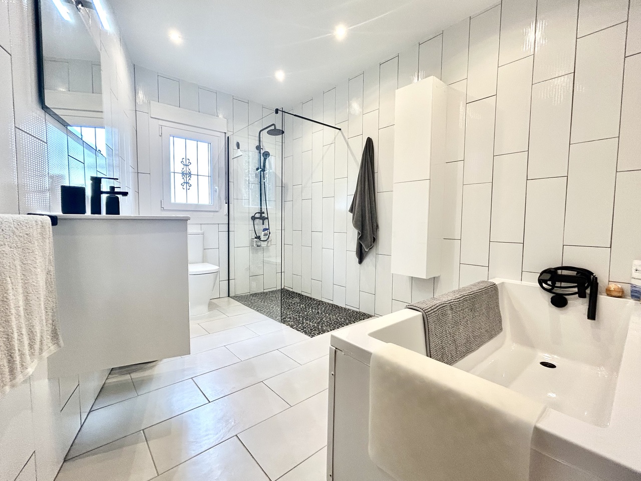 Villa for Sale in Catral, Alicante