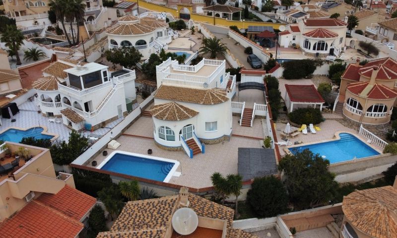 Villa for Sale in Rojales, Alicante