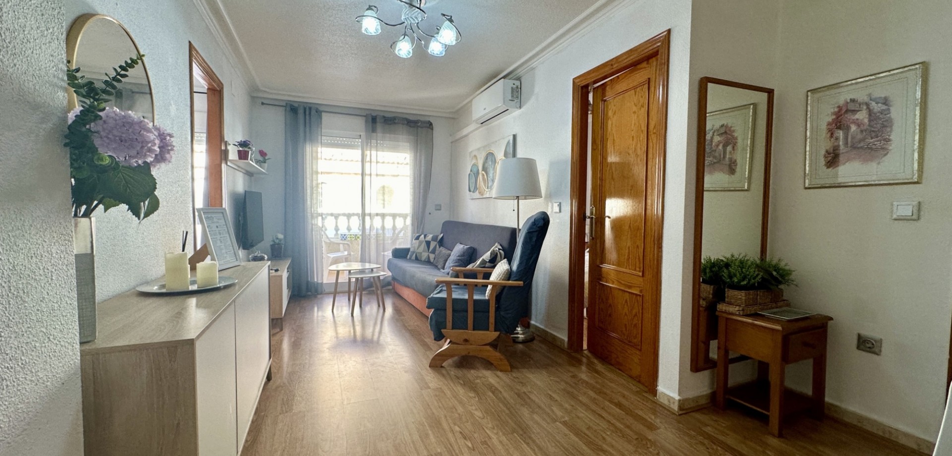 Apartment for Sale in Torrevieja, Alicante