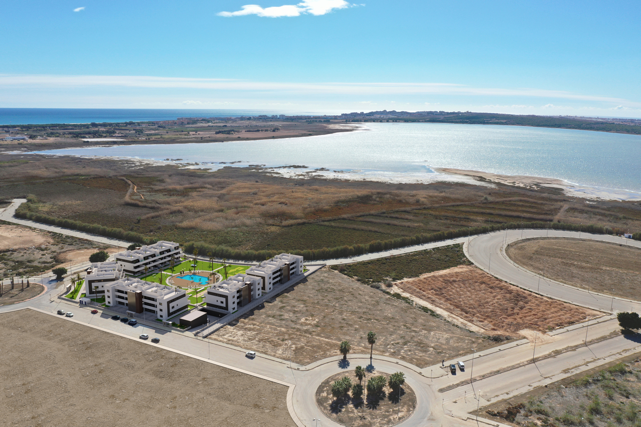 Apartment for Sale in Guardamar del Segura, Alicante