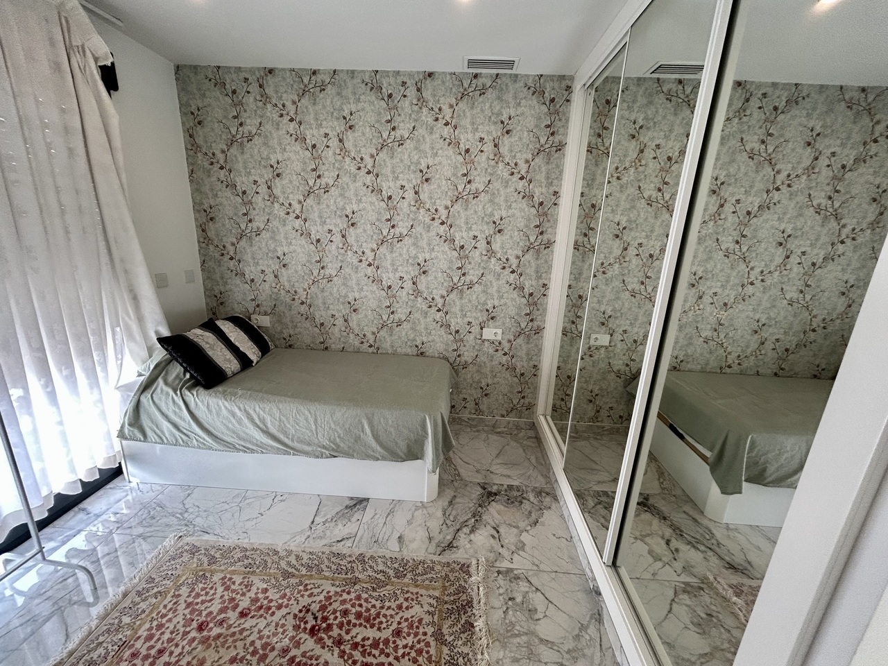 Villa for Sale in Los Balcones, Alicante