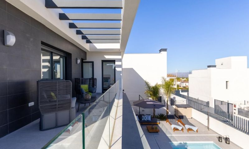 Villa for Sale in Algorfa, Alicante