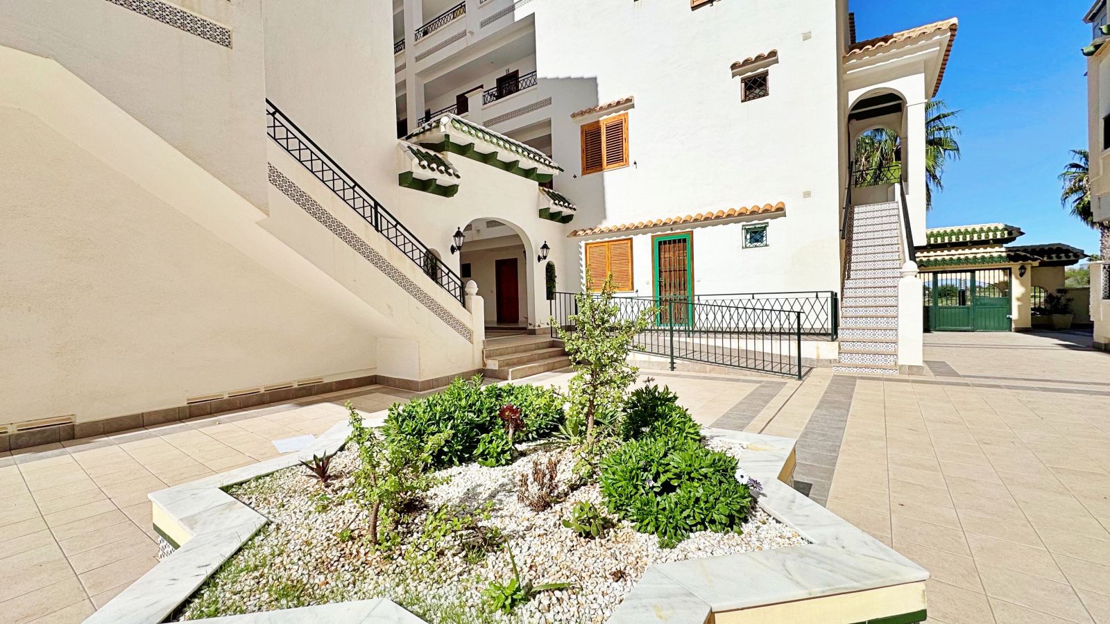 Apartment for Sale in Torrevieja, Alicante