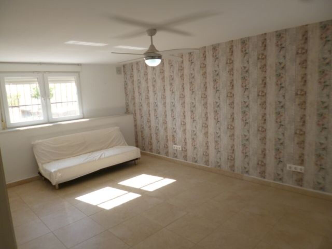 Villa for Sale in Villamartin, Alicante