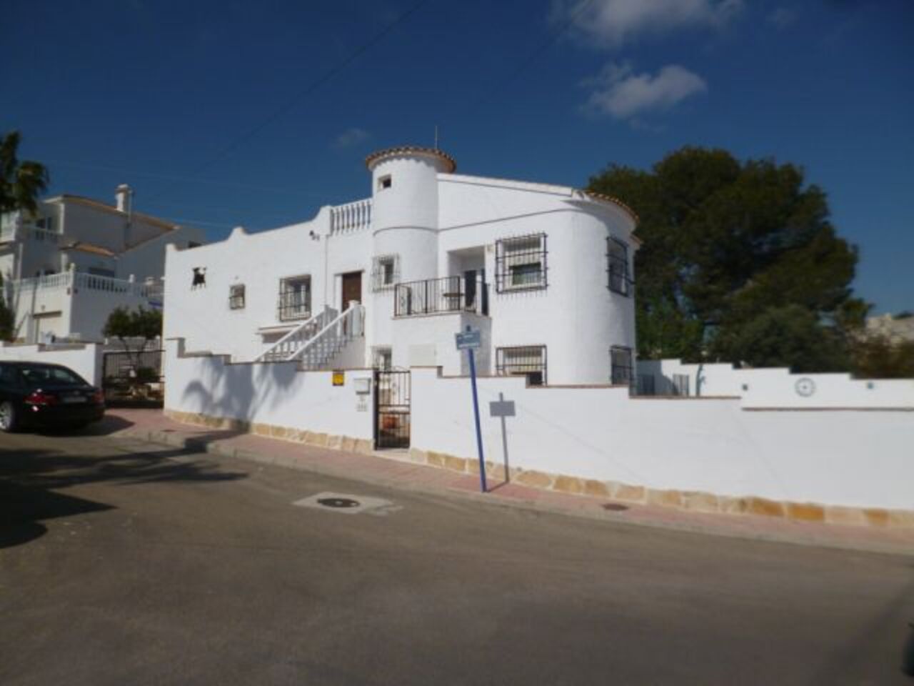 6935-villa-for-sale-in-villamartin-3409996-large Villa for Sale in Villamartin, Alicante
