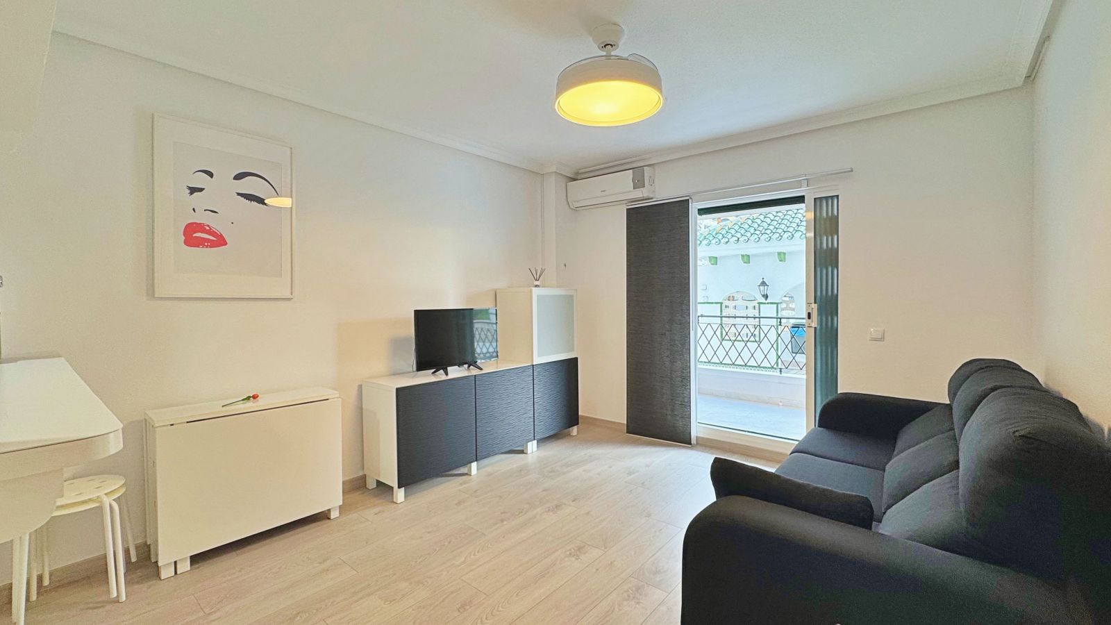 Apartment for Sale in Torrevieja, Alicante